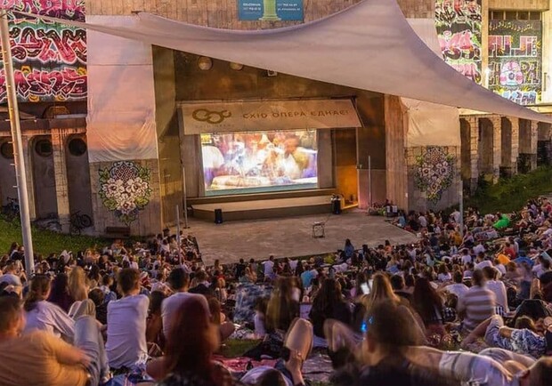 Mgzavrebi, стихи в сопровождении рояля, вечеринка в Шаровском дворце: куда пойти в Харькове на этой неделе фото 5 4