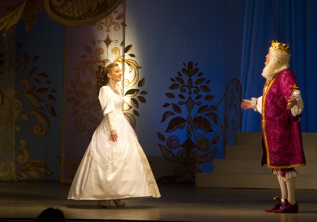 "Золушка" в театре музкомедии