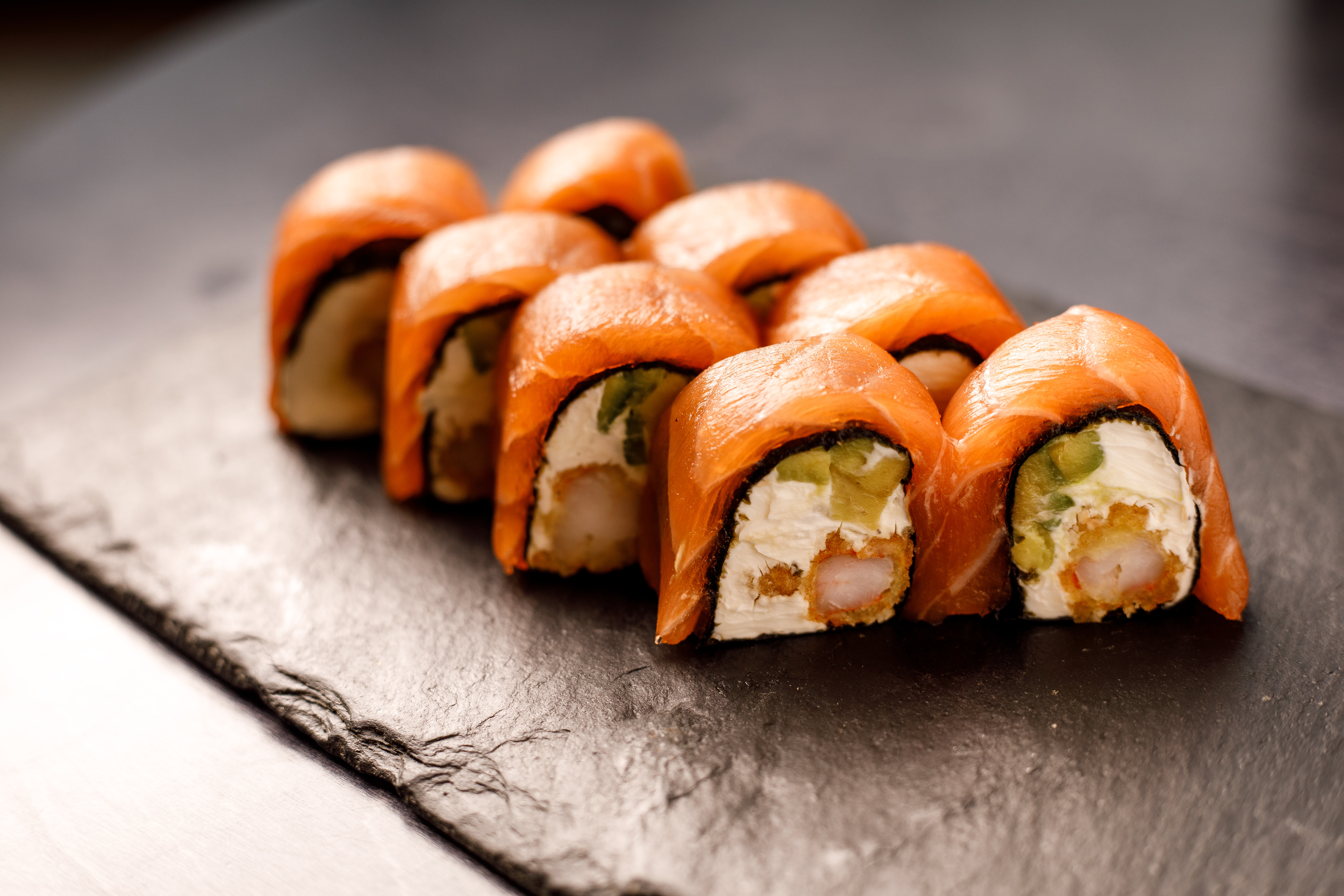 Котелок мидий по-тайски, хоспер-бургер и пицца "Креветка Jack": в Food City Market представили новое меню фото 17 16