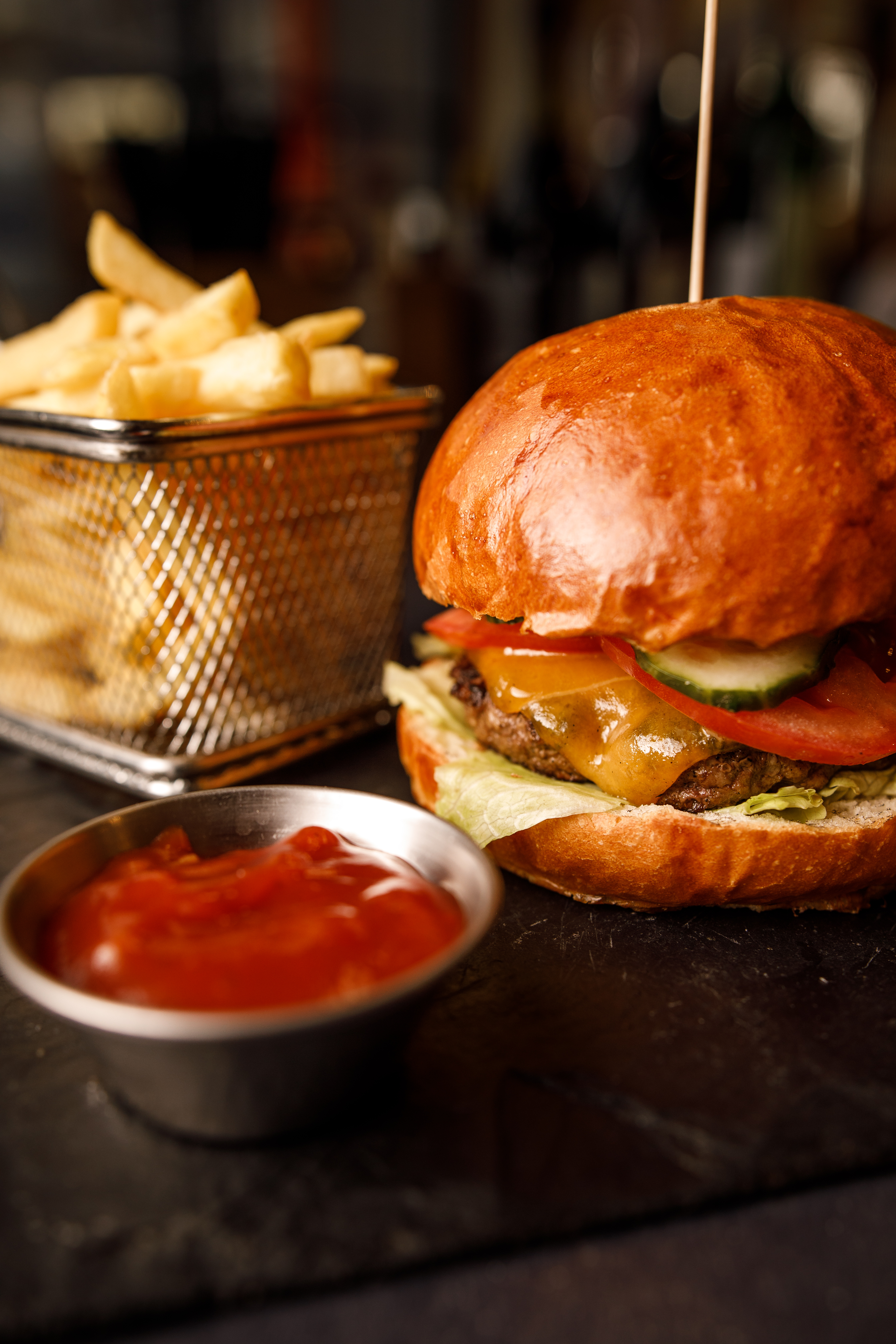 Котелок мидий по-тайски, хоспер-бургер и пицца "Креветка Jack": в Food City Market представили новое меню фото 8 7