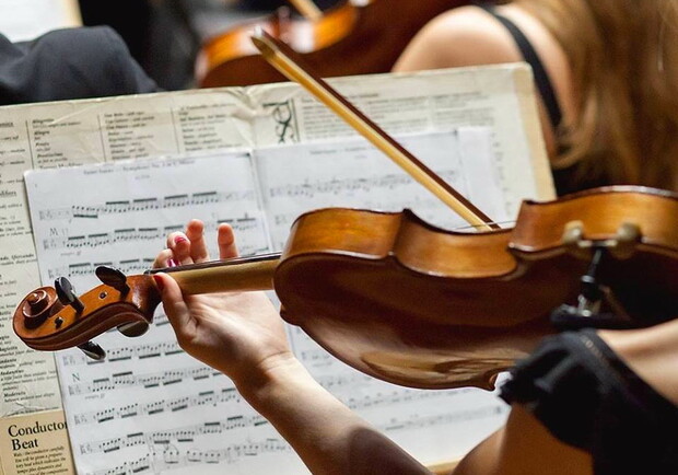 Дизайн-маркет, Планета роботов, спектакль о буднях клерков: куда пойти в Харькове на этой неделе фото 11 10