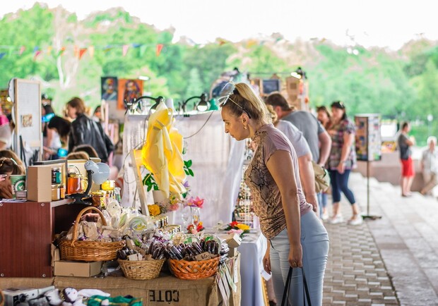 Ночи кино, угощения варениками, экскурсия на Москалёвку: куда пойти на выходных в Харькове фото 5 4