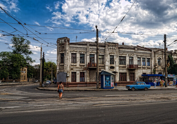 Ночи кино, угощения варениками, экскурсия на Москалёвку: куда пойти на выходных в Харькове фото 8 7