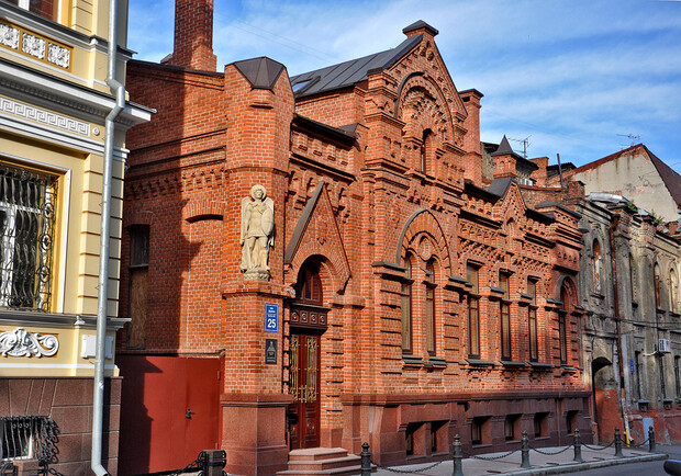 Экскурсия "Дарвина — улица, о которой мечтал Гоголь".