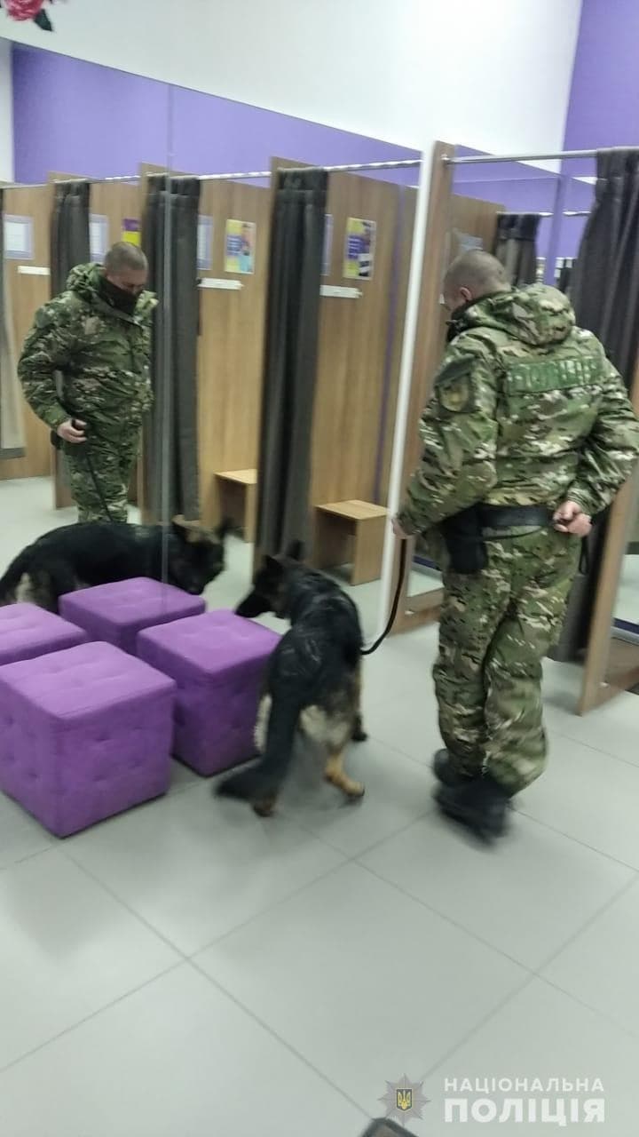 В Харькове "заминировали" 38 супермаркетов (видео) фото 2 1