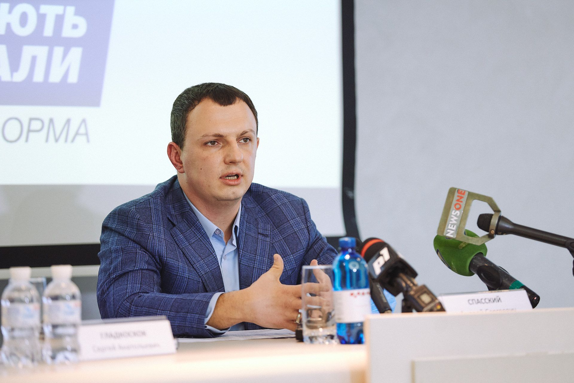 Подозревают фальсификации: в избирательных округах Харькова не досчитались бюллетеней фото 1