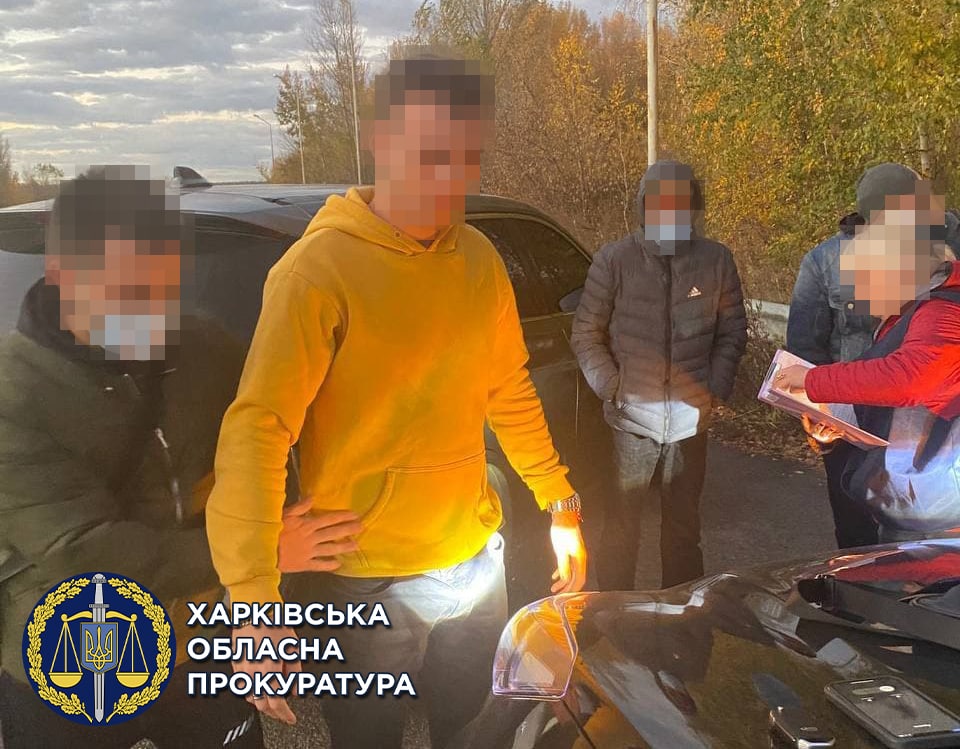 "Зарабатывали" 4 миллиона в месяц: в Харьковской области мошенники подделывали сертификаты о вакцинации и тесты ПЦР фото 1