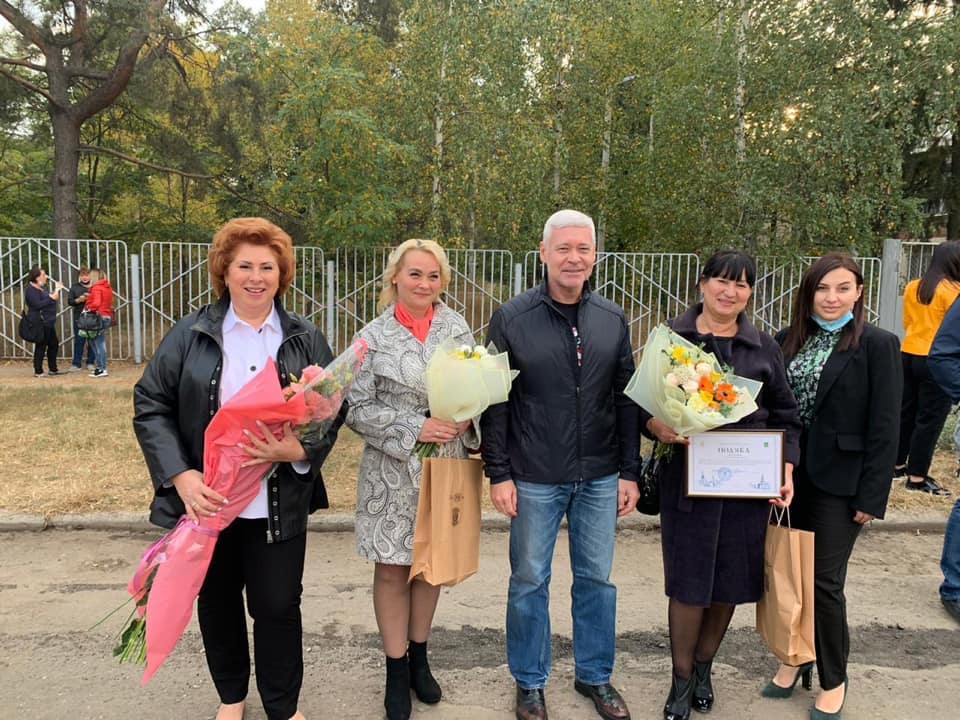 "Коронавирусная вечеринка": Полякова выступила на стадионе в Новобаварском районе Харькова фото 3 2