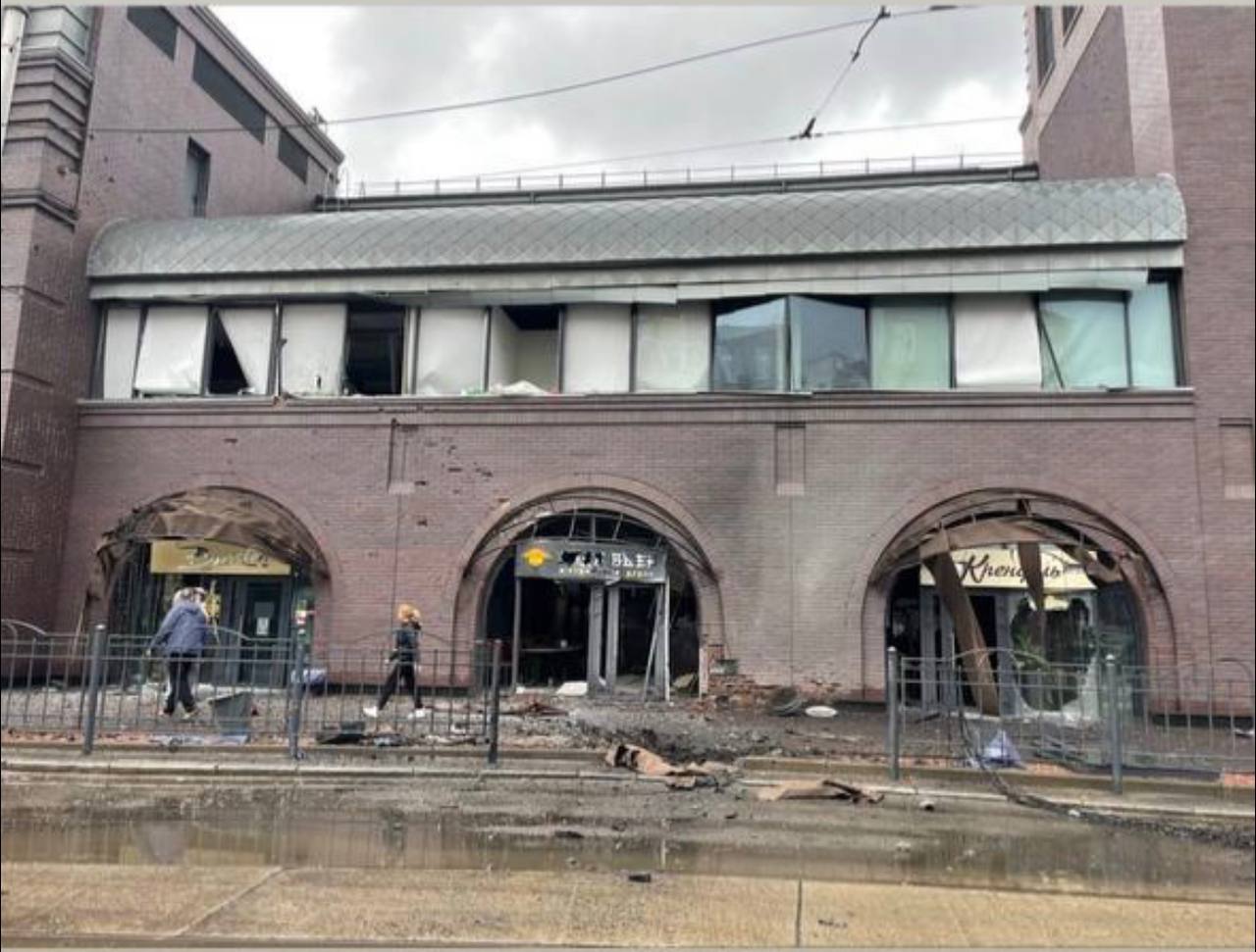 П'ять загиблих: росіяни вдарили по центру Харкова та Салтівці (оновлено) фото 1