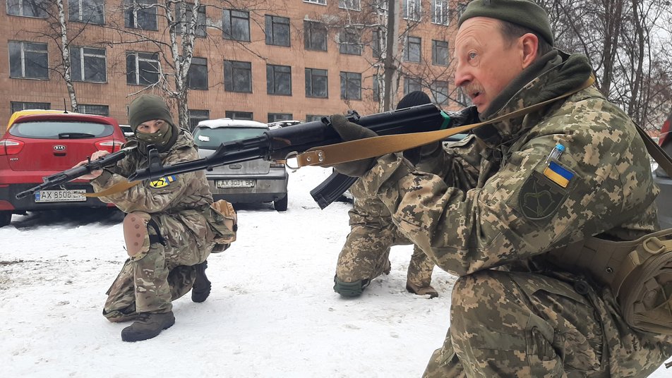 От студентов до физиков-ядерщиков: в Харькове прошли учения теробороны фото 2 1