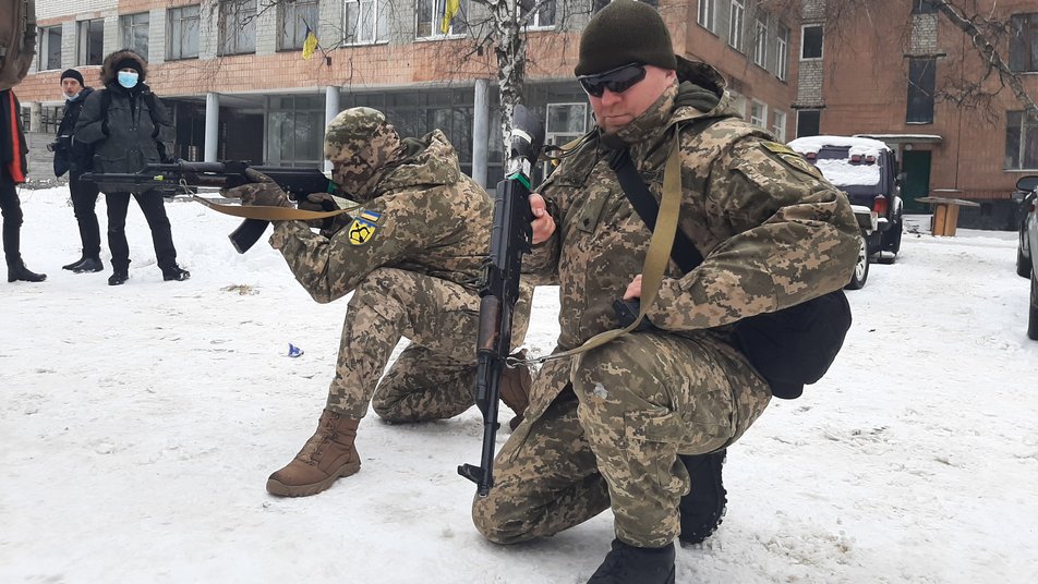 От студентов до физиков-ядерщиков: в Харькове прошли учения теробороны фото 3 2