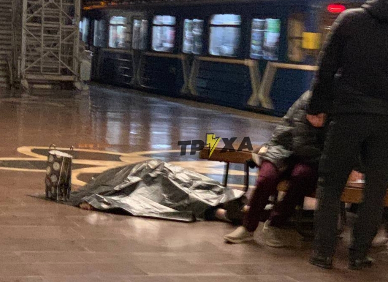 "40 лет его голосом звучали объявления станций": диктор харьковского метро умер на платформе "Киевская" фото 2 1