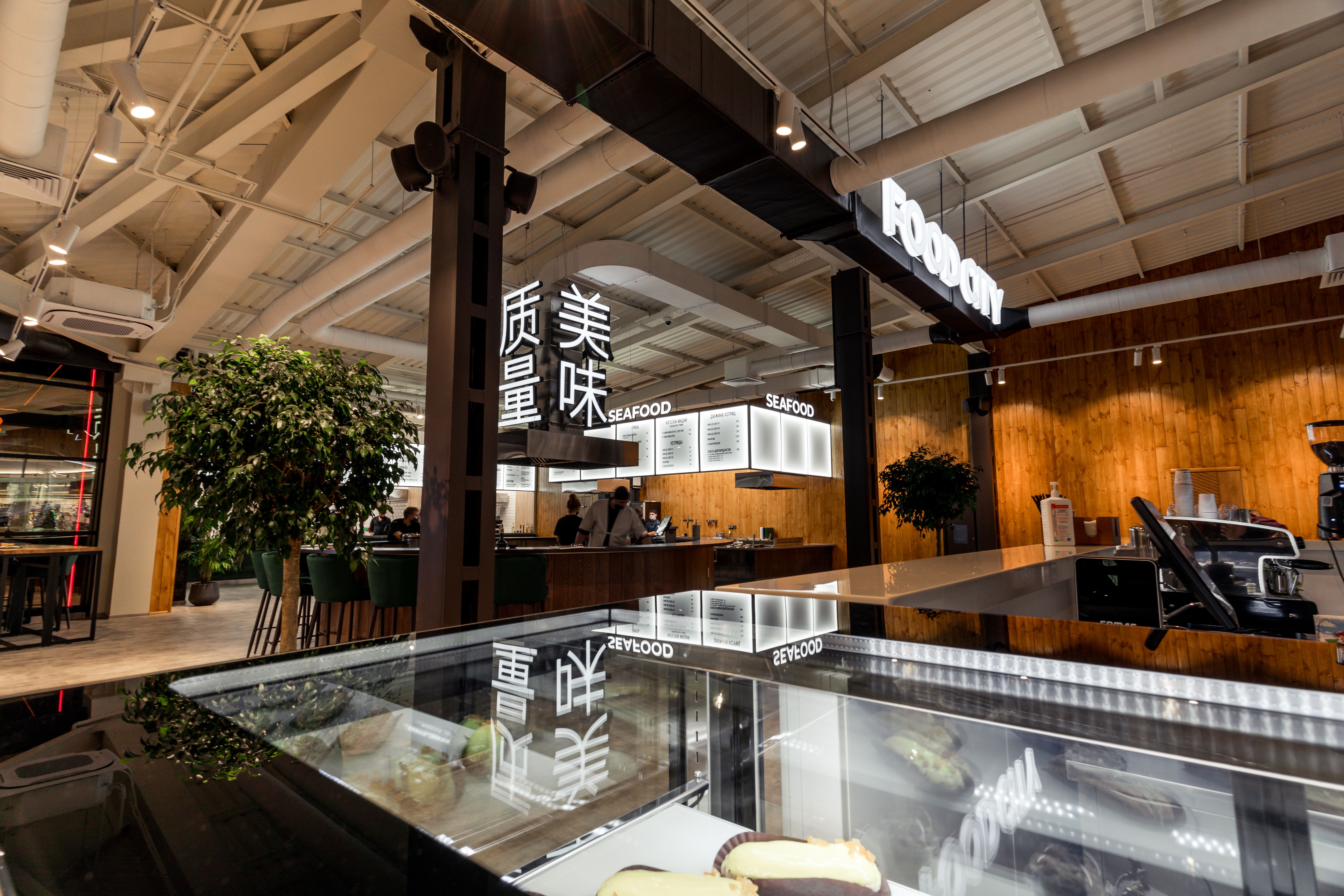 Котелок мидий по-тайски, хоспер-бургер и пицца "Креветка Jack": в Food City Market представили новое меню фото 1