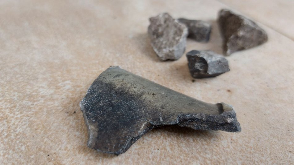 У Харкові ракета РФ вдарила поряд із готелем, де були люди