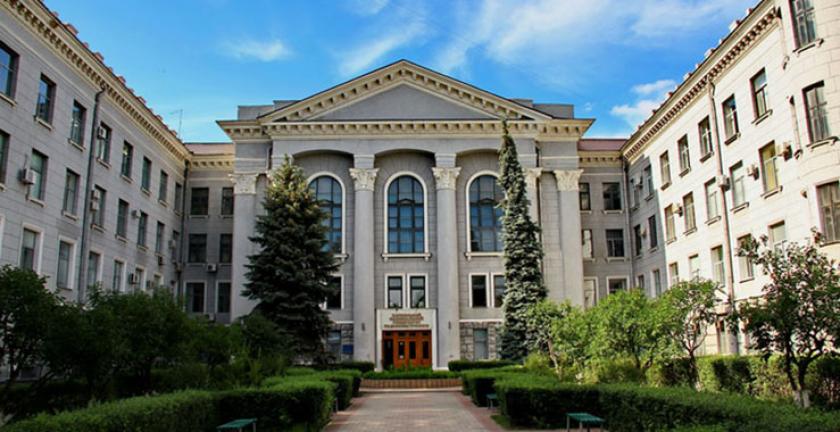 ТОП самых дорогих специальностей: сколько стоит обучение в харьковских вузах фото 2 1