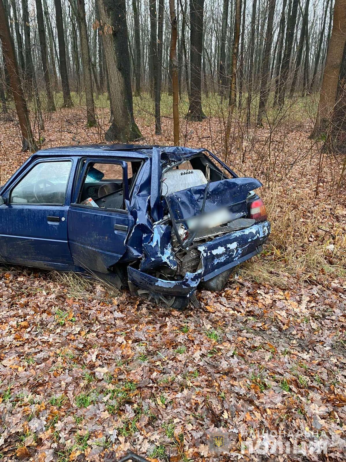 Чинил машину на обочине: на Окружной Харькова фура раздавила легковушку с водителем фото 2 1