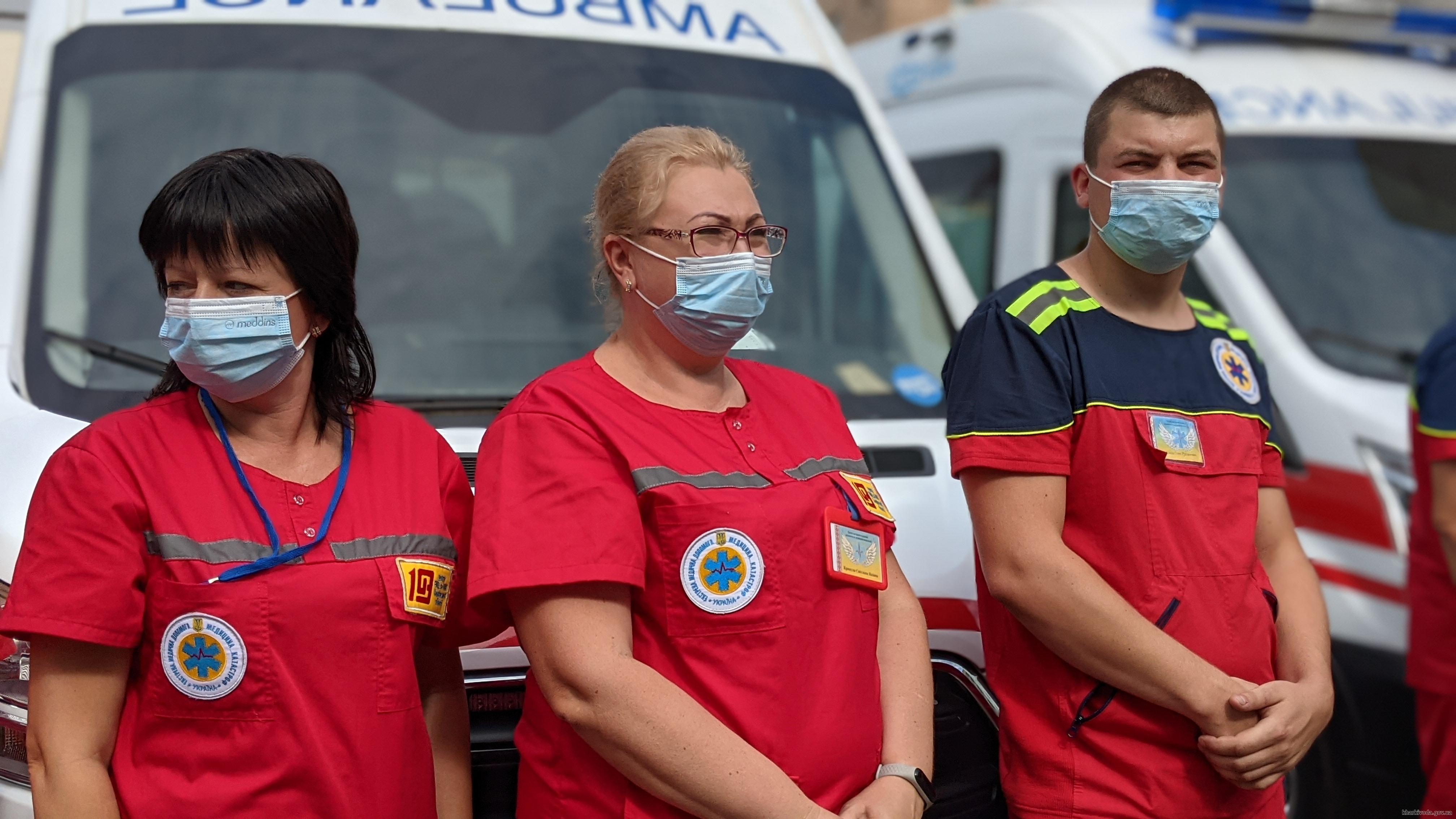 "Оборудованы по последним требованиям": харьковская скорая получила новые автомобили Ford фото 3 2