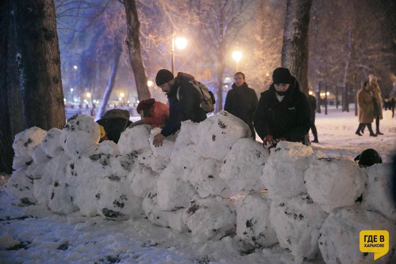 В Харьков пришла зима.