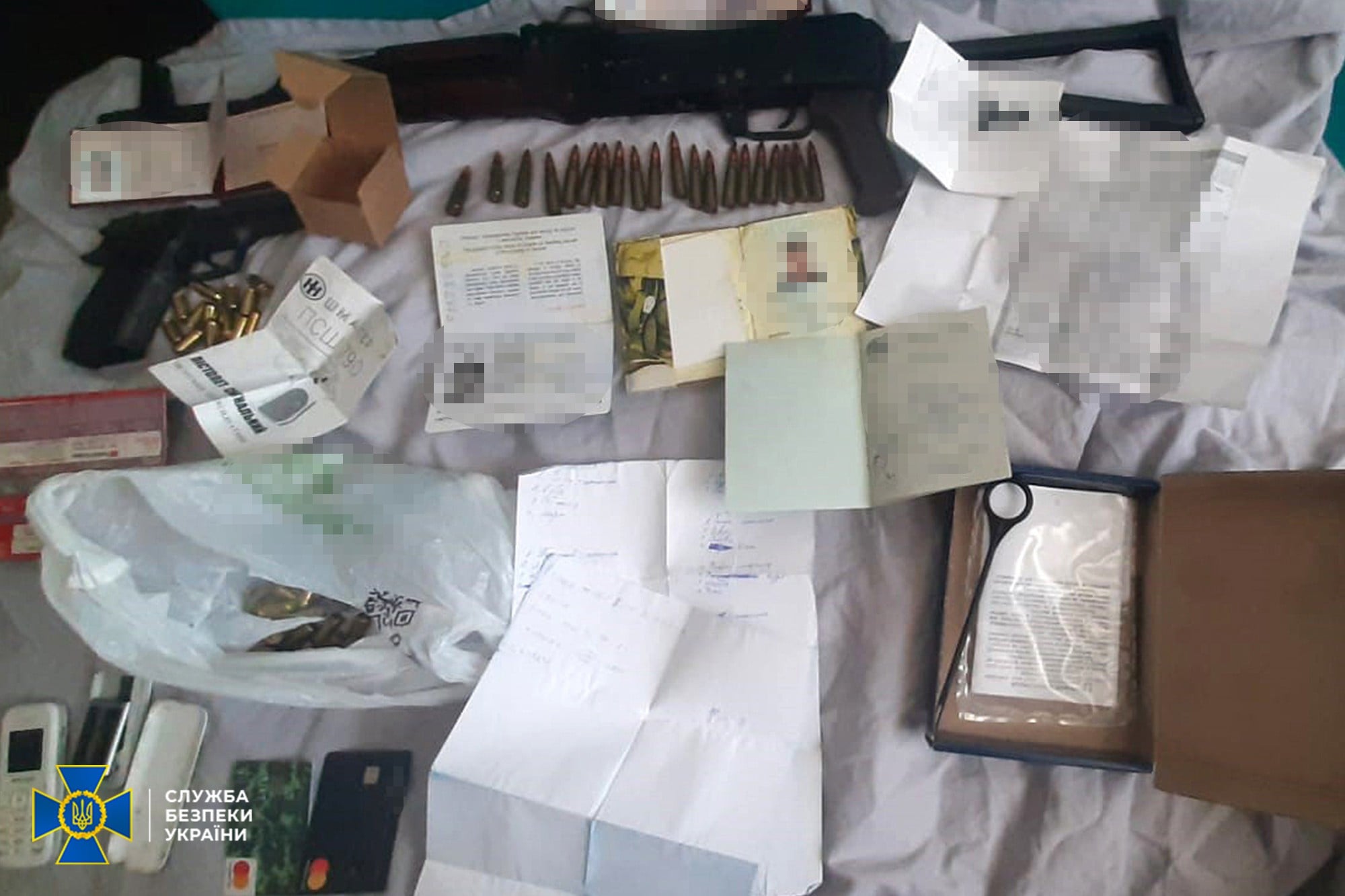 Как в 90-е: СБУ в Харькове ликвидировала банду рэкетиров, в которую входили правоохранители фото 8 7