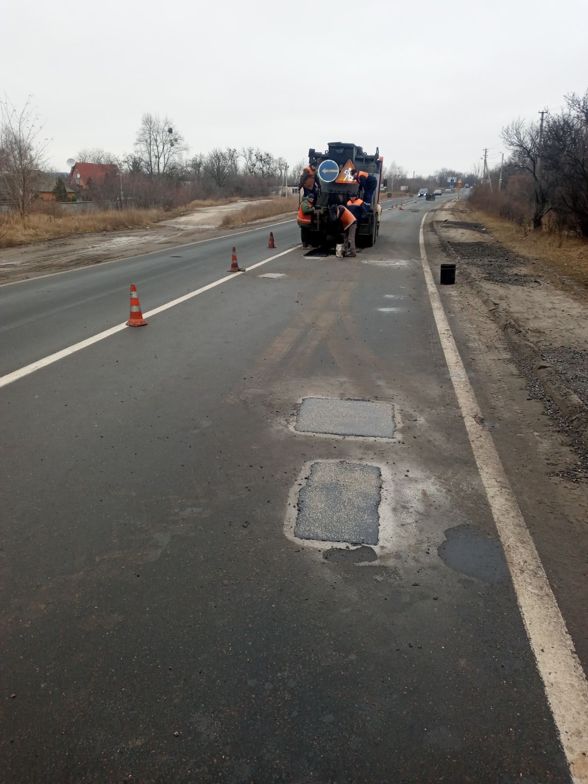 Фото: Служб автодорог в Харьковской области
