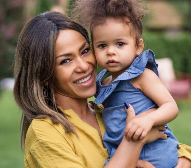 Гайтана с дочерью Сапфир-Николь.