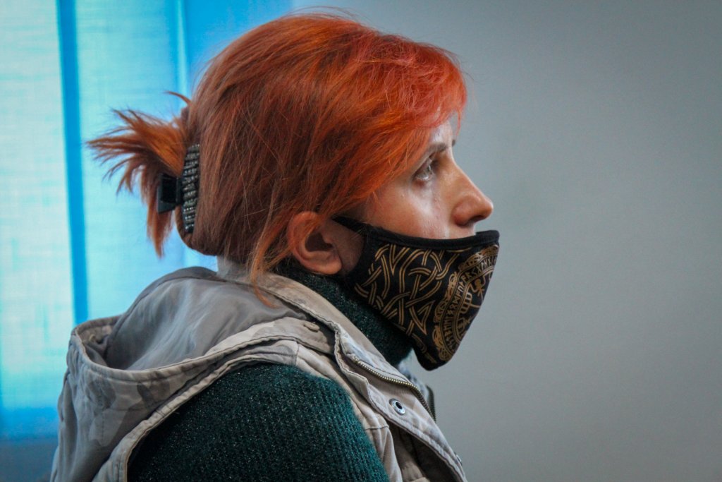 Потерпевшая Валентина Павлюк во время заседания в Ленинском райсуде Харькова, 7 сентября 2021 года. Фото: Ганна Соколова, Ґрати