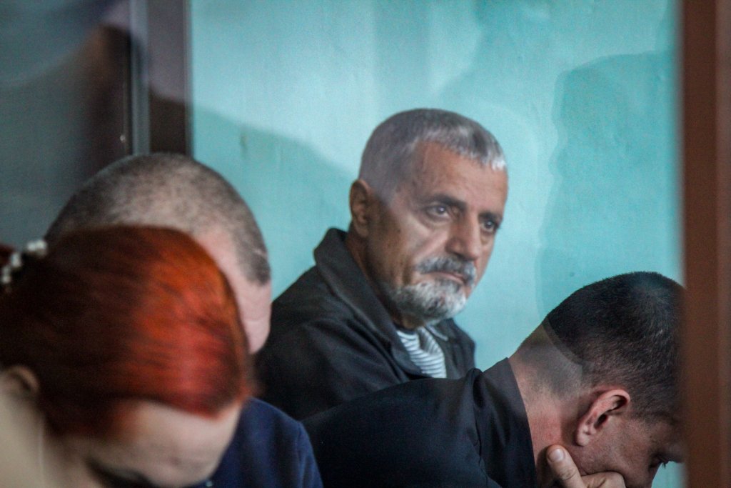 Обвиняемый Славик Акопян во время заседания в Ленинском райсуде Харькова, 7 сентября 2021 года. Фото: Ганна Соколова, Ґрати