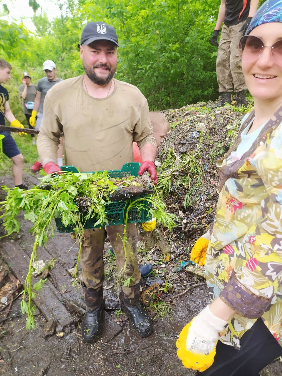Более 20 тонн отходов: харьковчане снова очищали речку Уды от мусора фото 3 2