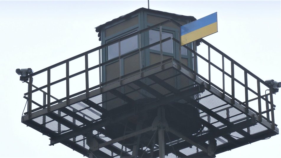 Возможная угроза вторжения: как охраняют границу в Харьковской области.