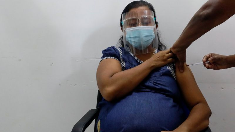 Какими вакцинами прививают беременных