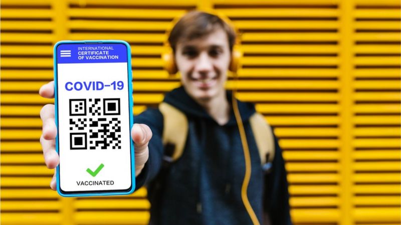 Не все страны признают CoronaVac, потому следует проверять условия въезда в каждую отдельную страну заранее