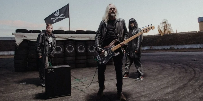 Жадан, ТНМК и VOID презентовали рок-н-ролльный клип "Пираты".