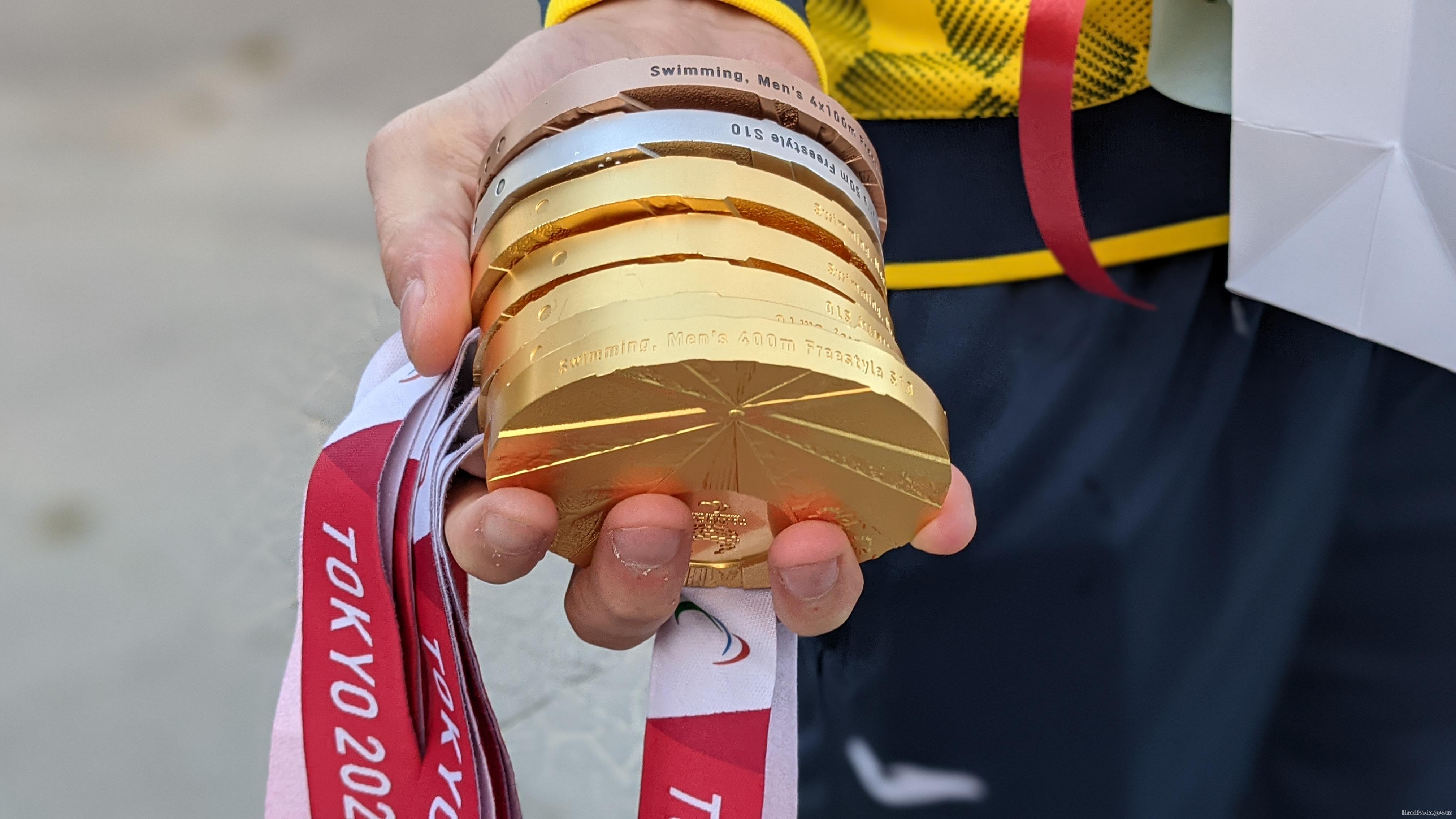 Десять медалей на двоих: в Харьков вернулись пловцы-паралимпийцы Максим Крипак и Максим Веракса фото 2 1