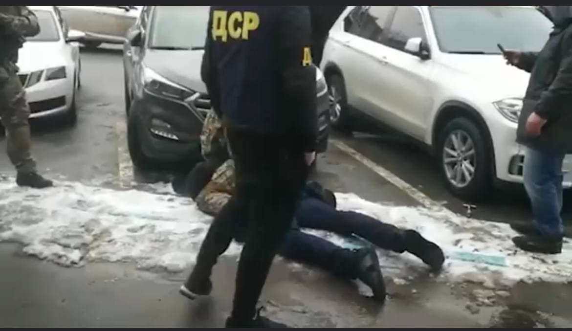 "Кошмарил предпринимателей": в Харькове задержали криминального авторитета "Гончарика".