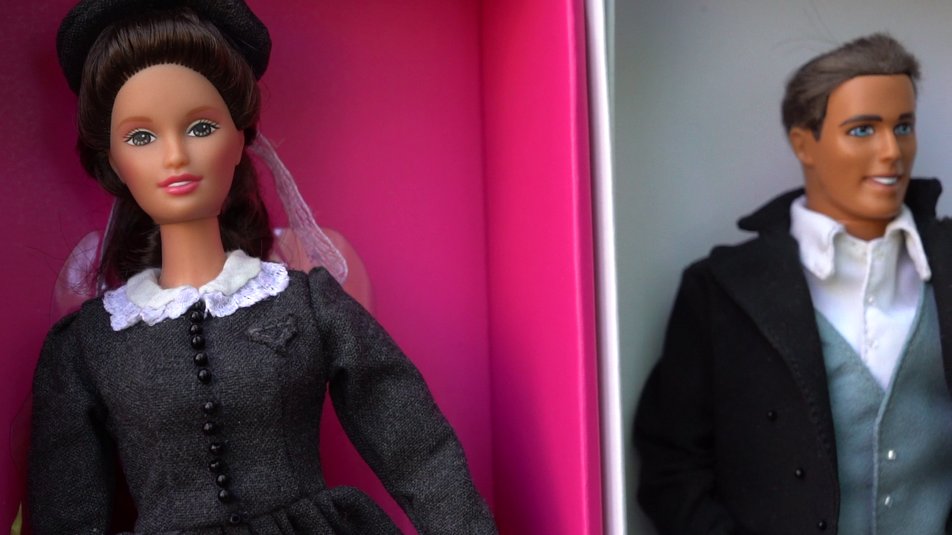 Фрак для Алексея Марина Соколенко шила по книге об исторических костюмах, платье Кристины увидела на архивных фото педагога. Фото: Суспільне