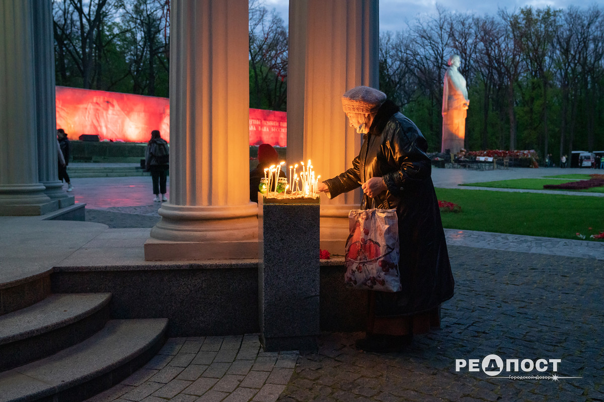  Видеофакт: на Мемориале Славы устроили световое шоу фото 2 1