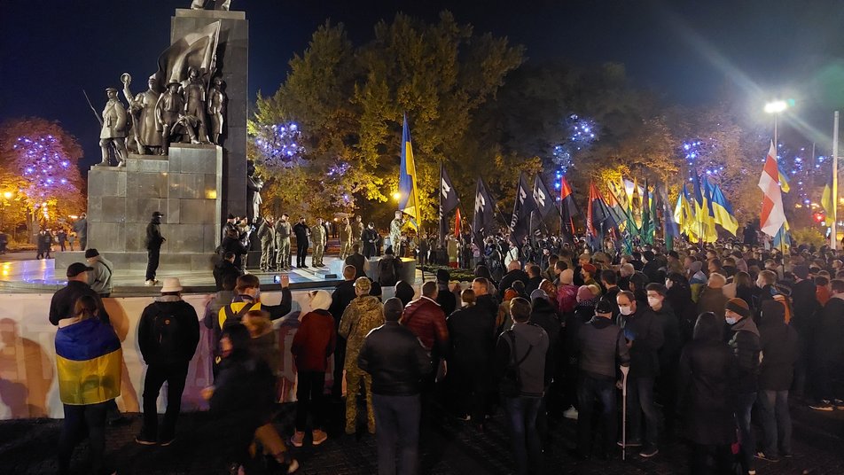 Фотофакт: в Харькове прошел марш защитников Украины фото 8 7