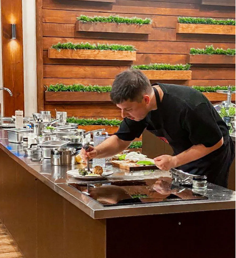 Шинкарев выиграл 300 тысяч гривен.