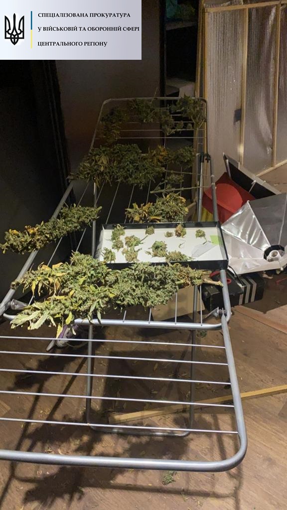 Задержали после сделки: капитан Нацгвардии в Харькове торговал наркотиками фото 2 1