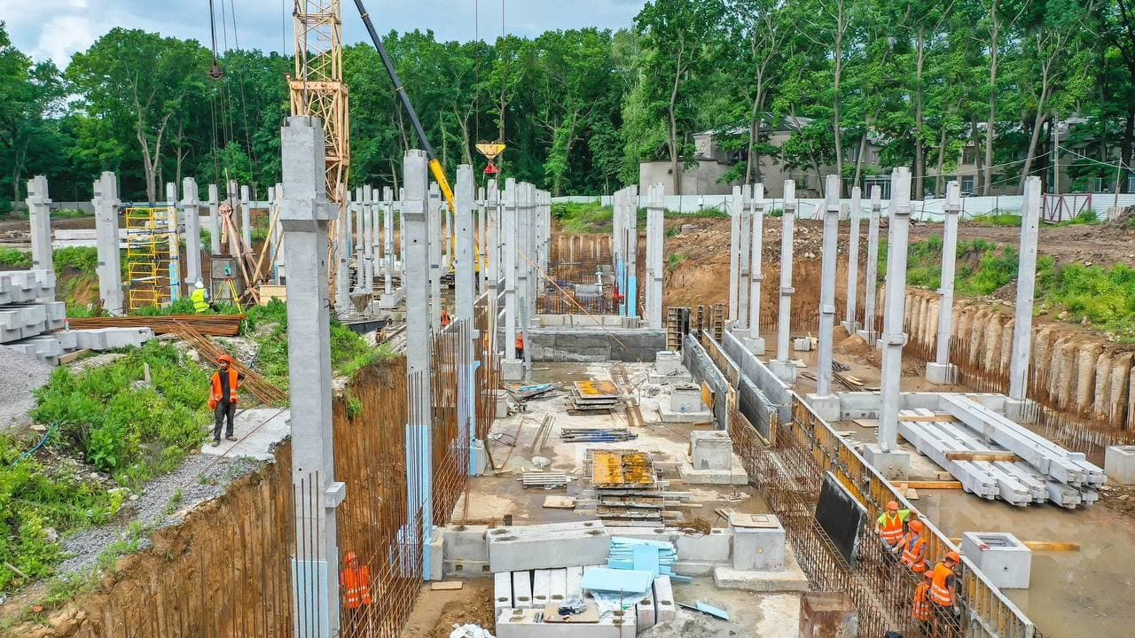 Фотофакт: как идет строительство онкоцентра в Харькове фото 3 2