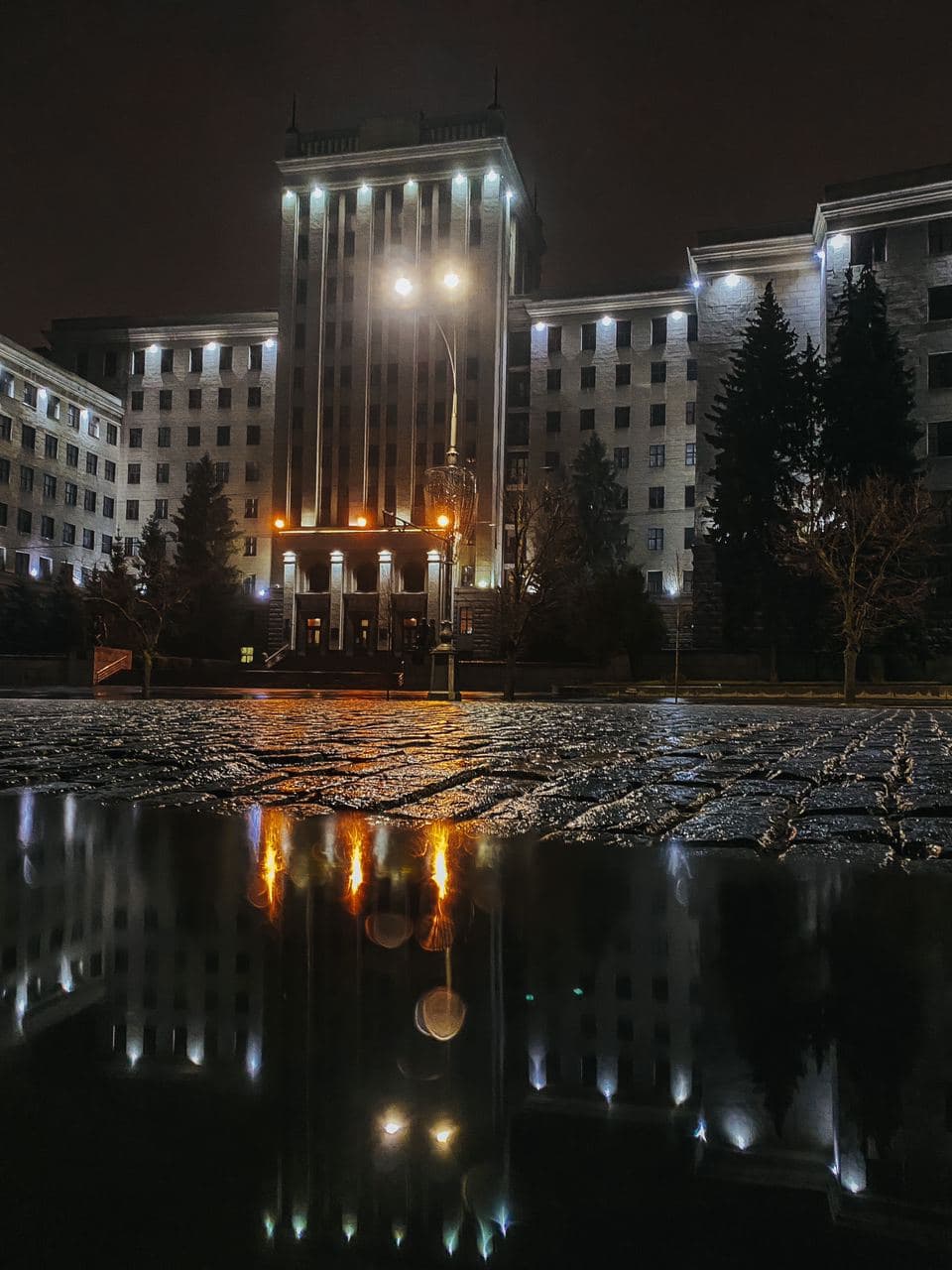 Харьков продолжают украшать к Новому году  Фото: @sergeevna_ph