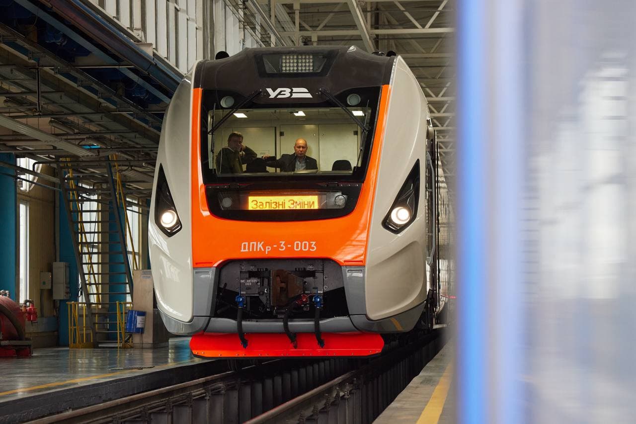 Куда довезут: из Харькова пустят новые дизель-поезда фото 5 4