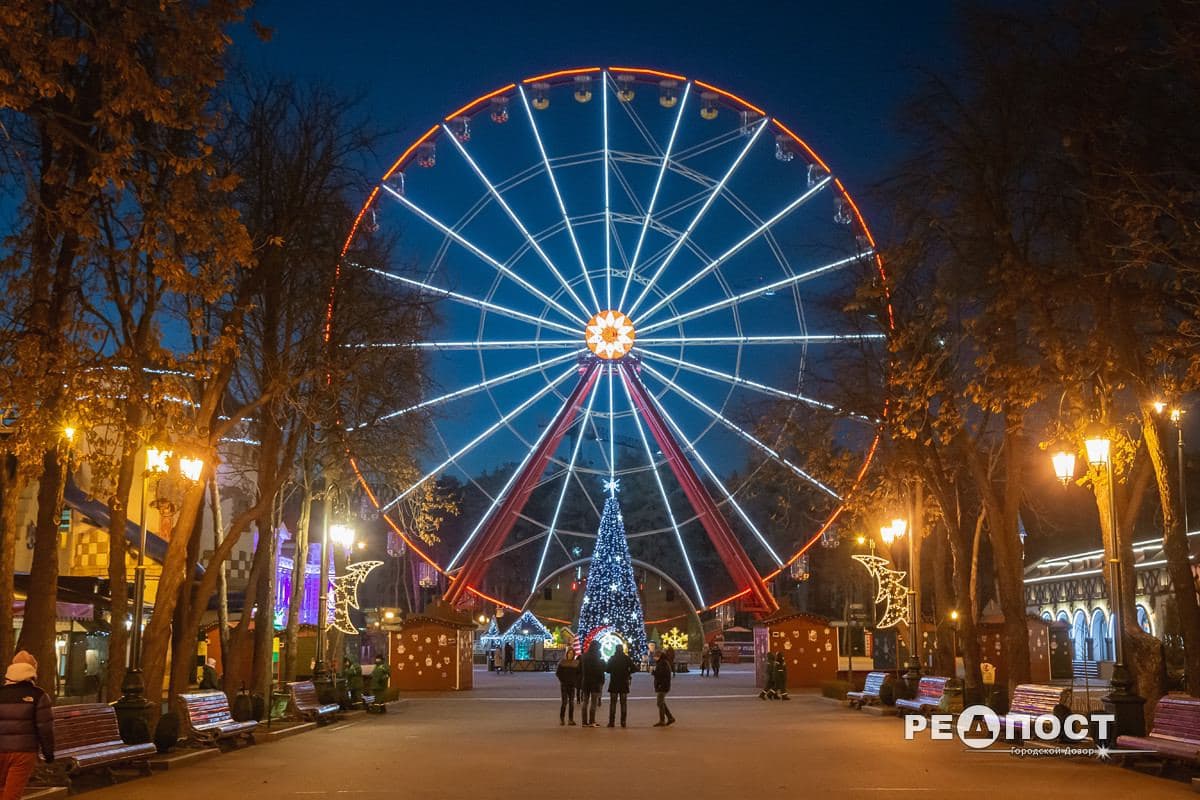 Бери фотоаппарат: парк Горького превратился в большую новогоднюю фотозону фото 7 6