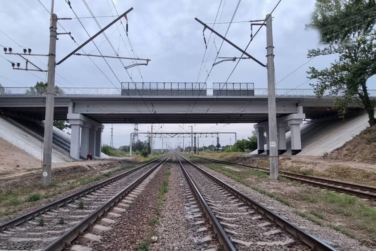 После капремонта: Песочинский мост открыли для движения транспорта фото 3 2