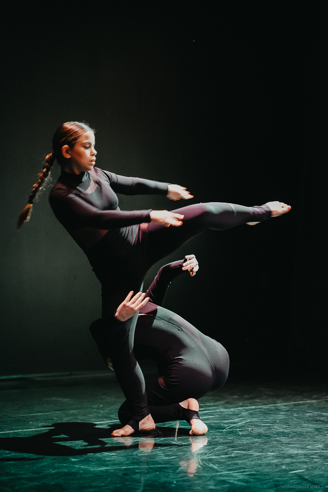 Революционная технология: харьковчанки появились в первых в мире спектаклях с дополненной реальностью фото 4 3