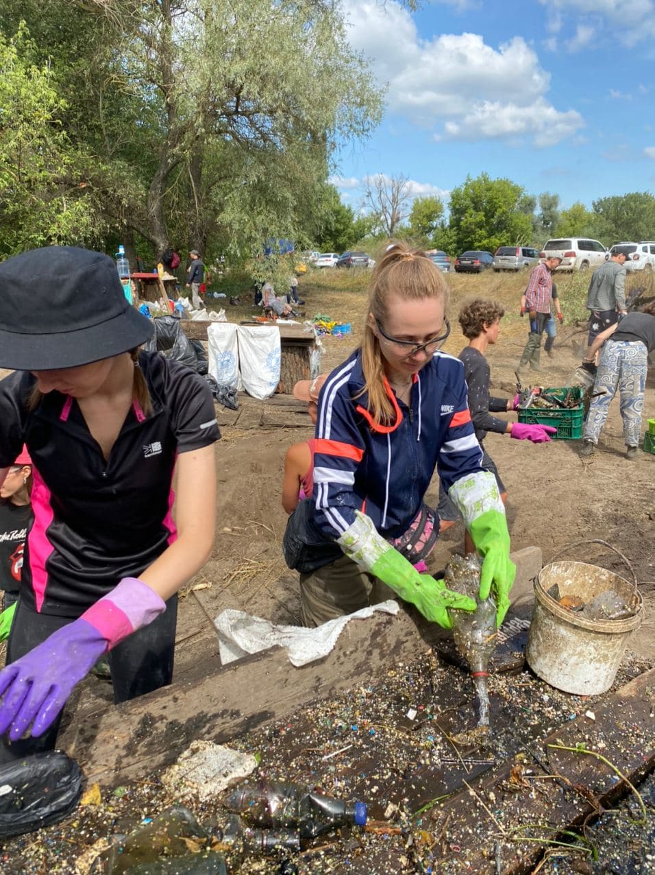 15 мусорных островов: экоактивисты расчистили реку Уды фото 4 3