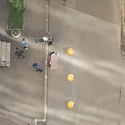 Разбился насмерть: на Салтовке парень упал с крыши фото 1