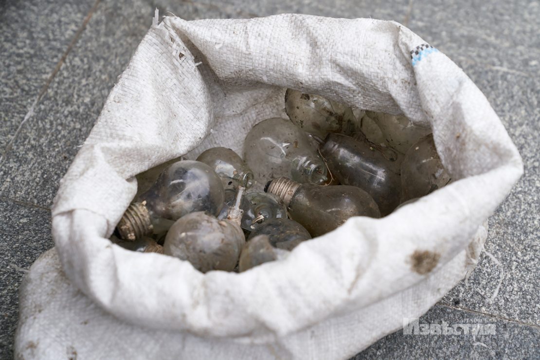 Тонна мусора: на площади Конституции прошла эковыставка фото 8 7