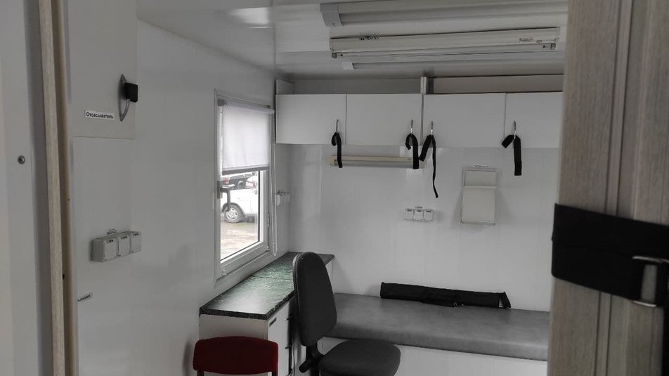 На "Барабашово" и у гипермаркетов: привиться от коронавируса в Харькове можно будет в мобильной амбулатории фото 2 1