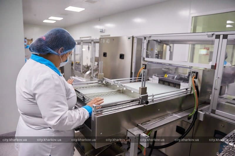 Назвали сроки: в Харькове будут производить вакцину против коронавируса фото 1